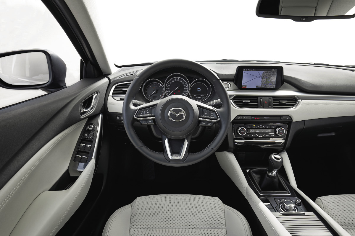 2017 Mazda6 Interior 09 opt