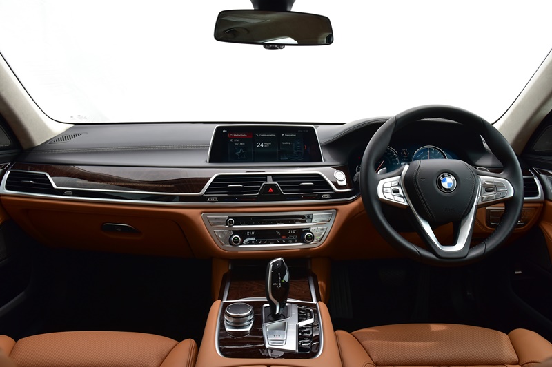 BMW 740Le xDrive Pure Excellence 1
