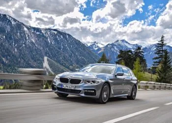 P90258771 highRes the new bmw 5 series