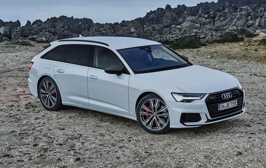 Static photo,
Colour: Glacier white