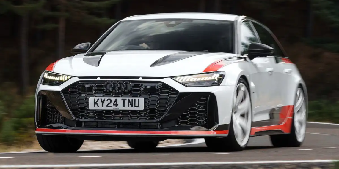 Audi RS6 Avant GT front cornering