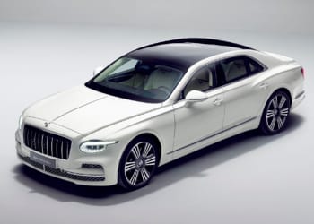 เปิดตัว The New Bentley Flying Spur เจเนอเรชันที่ 4