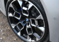 BMW iX3 ล้อ