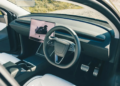 Tesla Model Y ด้ามหน้าพวงมาลัย