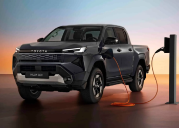 เผยโฉม New Toyota Hilux 2026 Mild Hybrid BEV