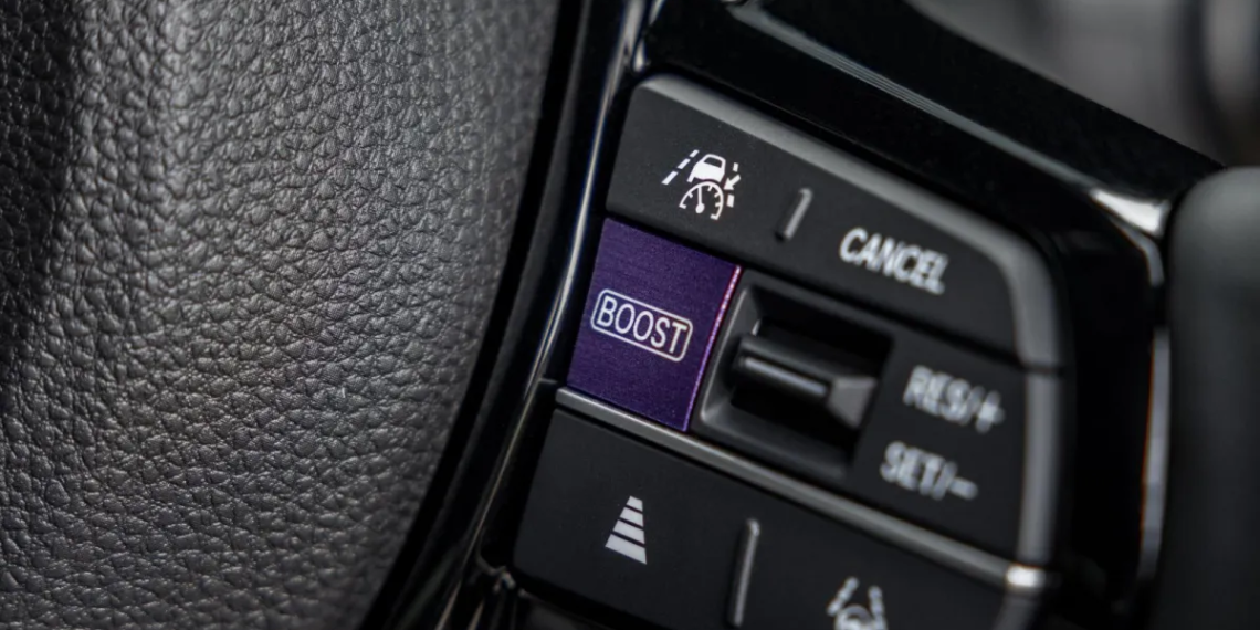 Honda Super-N (ในไทยคือรุ่น Super-One) steering-wheel-detail