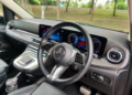 Mercedes-Benz V 300 d พวงมาลัย