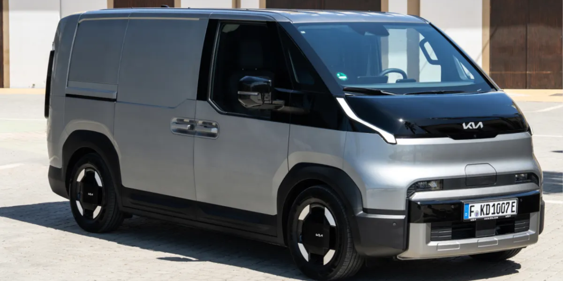Kia PV5 Static Front Right